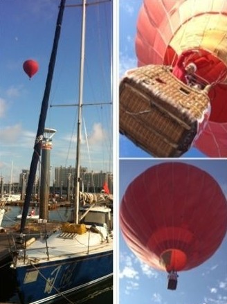 上天下海！第十天，首期翟墨国际帆船航海学校圆满结束，学员们以升起热气球的方式来庆.jpg