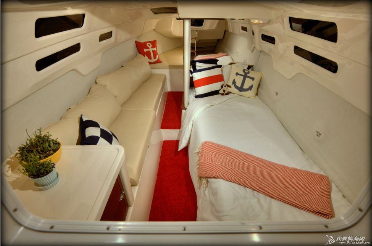 Galley view with bedding.jpg