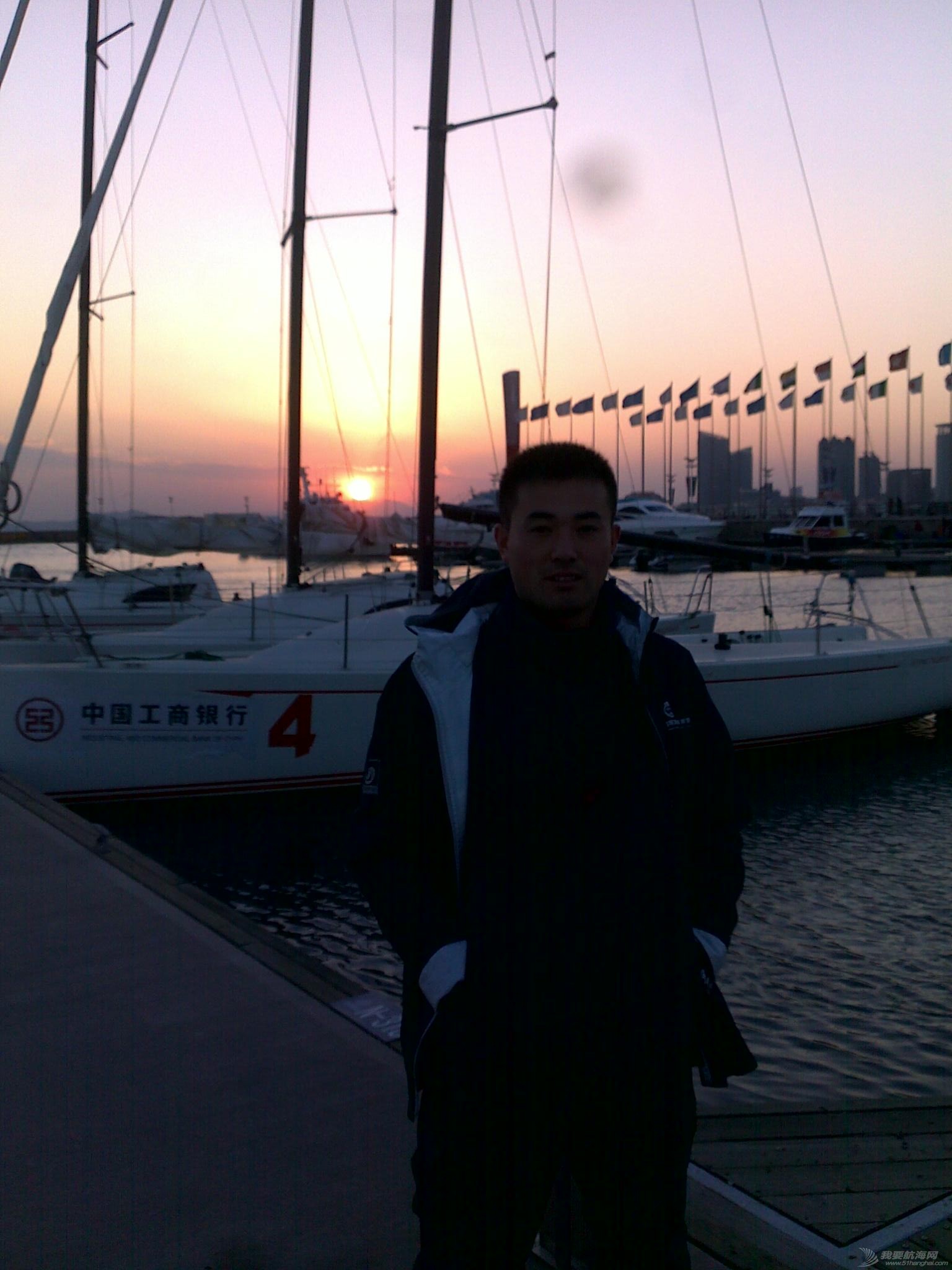 我背夕阳20101108565.jpg