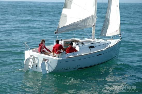 博纳多25英尺帆船