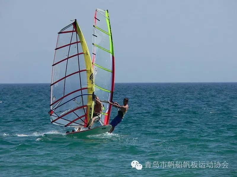 青岛帆板运动市民体验日