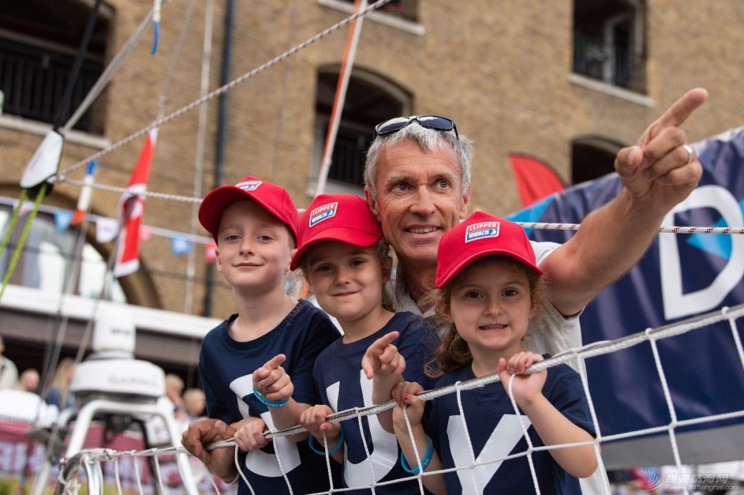 克利伯2019—2020环球帆船赛伦敦启航  明年3月将停靠珠海九洲港w2.jpg