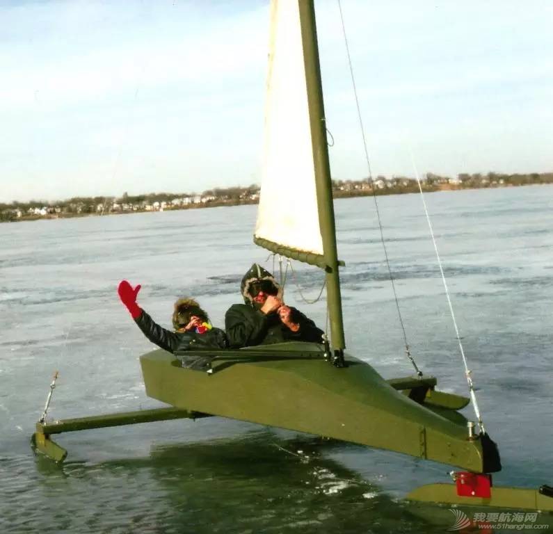 ［视频］北方人民的福利 冰上也能玩帆船w4.jpg