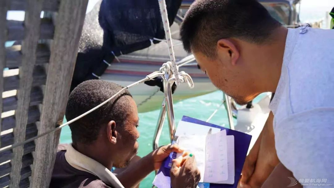 环球三年,船长终于在马达加斯加实现了“龙虾自由”w60.jpg
