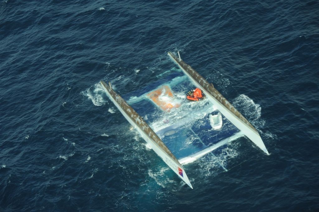 Large_Tony Bullimores 33m catamaran capsized off Cape Finistere8.jpg