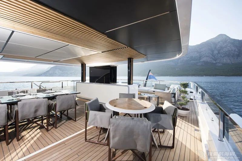 Alia Yachts 交付55米超级游艇 创500GT以下最长钢铝结构纪录w17.jpg