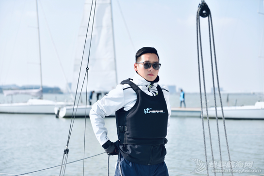 何伟新:我来自上海海事大学帆船协会,这是我和帆船的故事 |追风的...w1.jpg