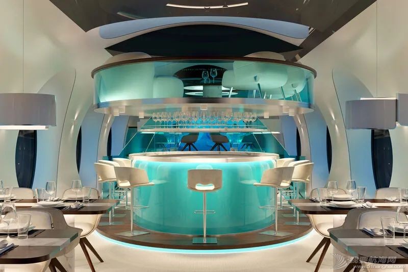 U-Boat Worx 推出全球首款35米水下娱乐平台潜艇概念w8.jpg