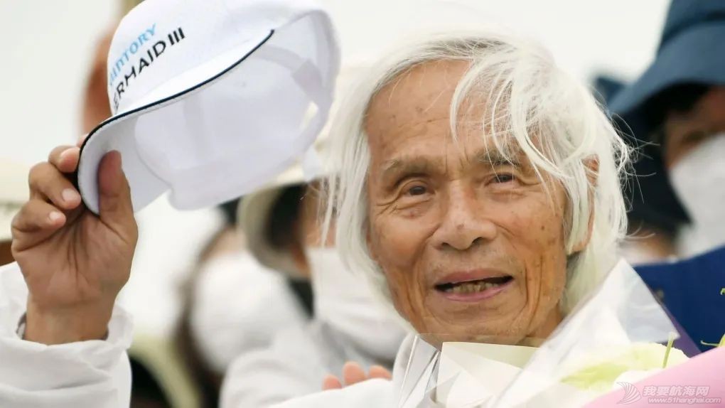 83岁日本水手打破单人不间断穿越太平洋航行最高龄纪录w2.jpg