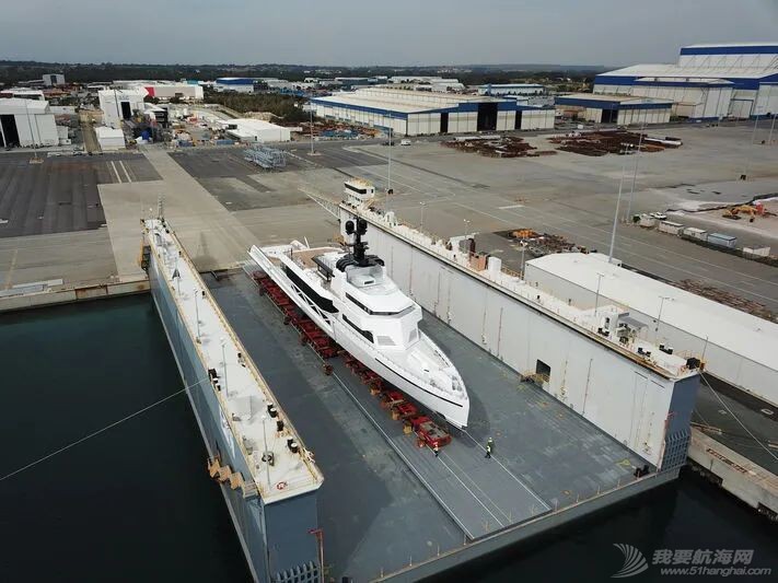 SilverYachts 85.3米全铝探险游艇下水w7.jpg