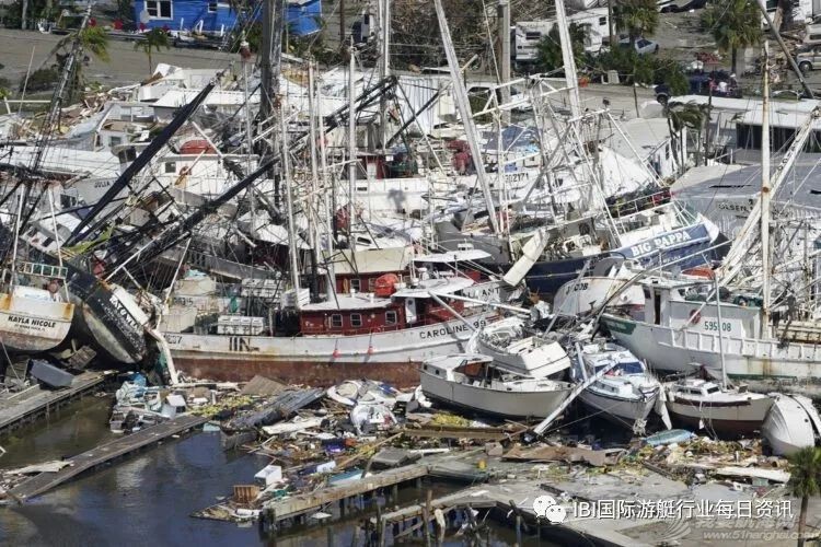 飓风伊恩留下一片狼藉,废弃船艇的清除工作成为难题w6.jpg