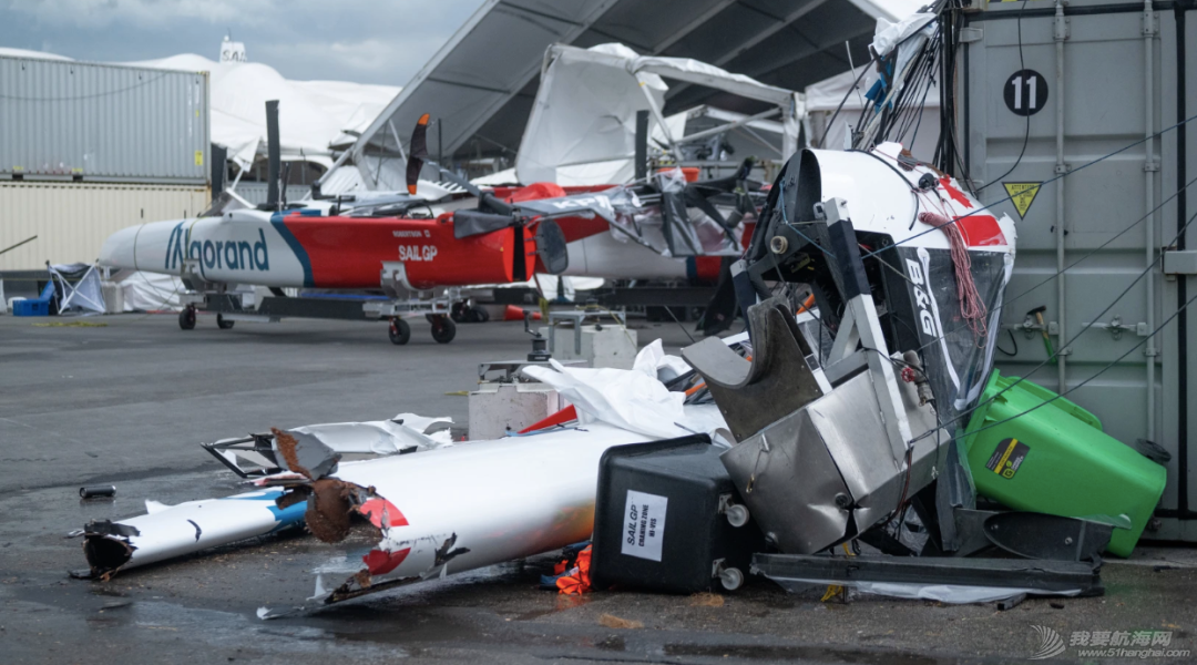 视频:悉尼遭遇反常风暴,SailGP一艘赛船被撕裂w1.jpg