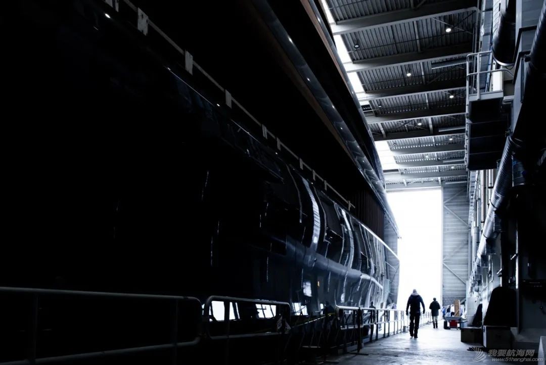 配备生物燃料发电机 斐帝星最新84米超艇下水w5.jpg