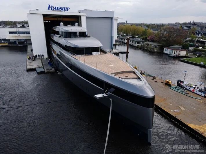 配备生物燃料发电机 斐帝星最新84米超艇下水w12.jpg