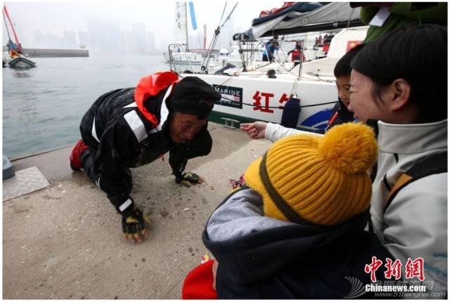 海水太冰冷,船长郭川,我们等你回家!w4.jpg