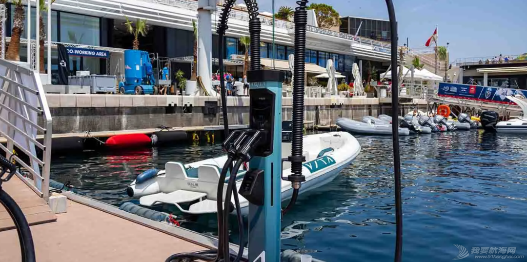 Aqua superPower在摩纳哥安装的大功率船用充电系统w3.jpg