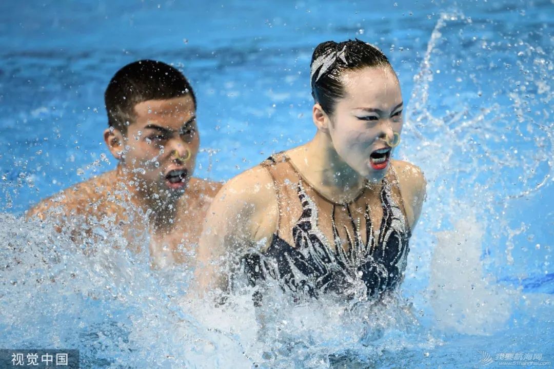 中国男子花游第一人石浩玙—女孩能做的男孩照样能做!w3.jpg