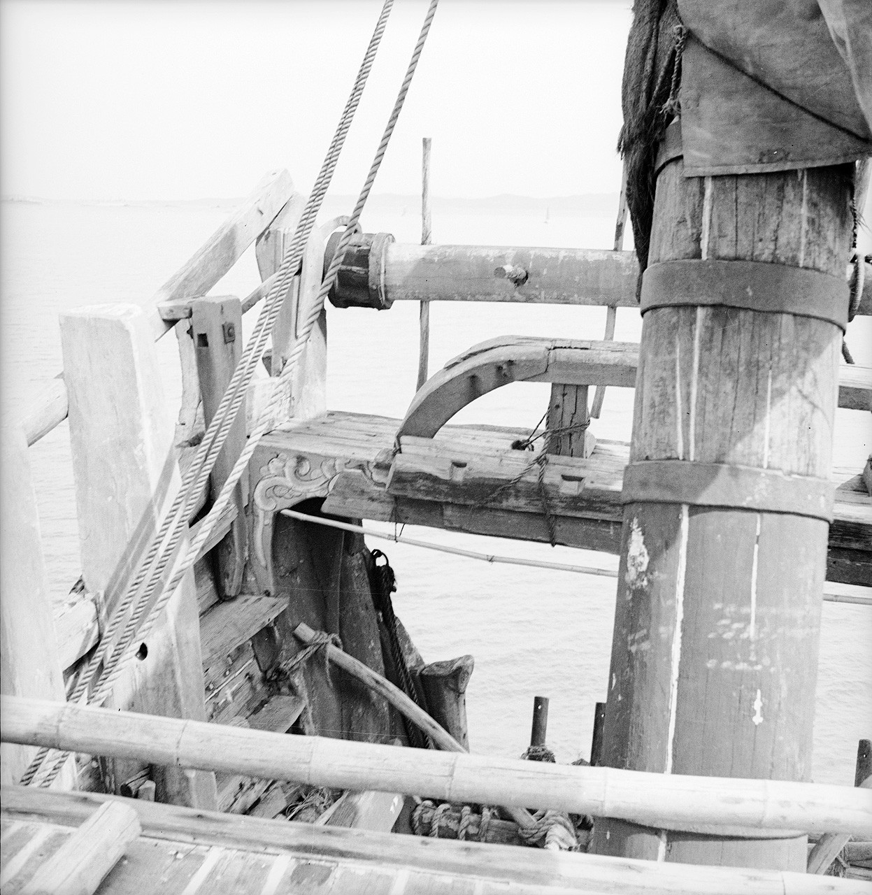 On board the Foochow pole junk 3179 anchored at Weihaiwei19371938 9.jpg