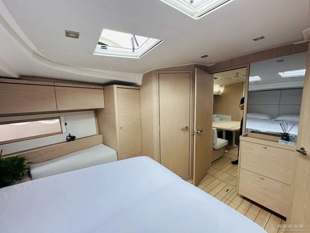 【二手好船】一眼新法国博纳多Beneteau Oceanis51.1w11.jpg