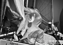 中国杯入选2012全球优秀航海摄影作品展---以海、天为布，以帆船为笔，在天水之间...